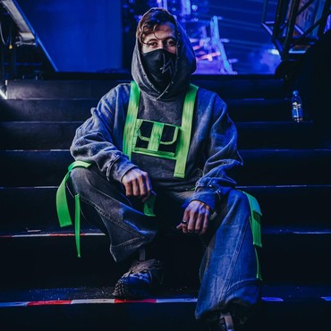 Lirik Lagu Void - Alan Walker & Sorana