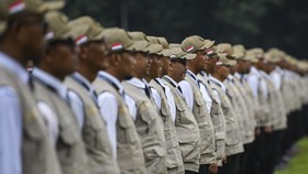 Pramono Lantik 117 Petugas Penyelenggara Haji Kloter DKI Jakarta