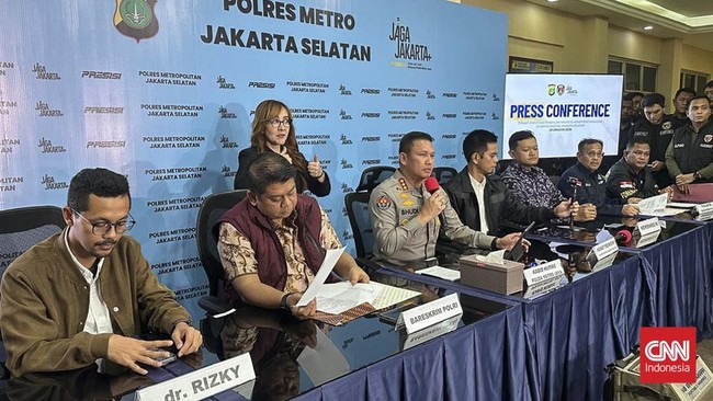 Penyelidikan kematian selebgram Lula Lahfah dihentikan oleh Polres Metro Jakarta Selatan. Tidak ditemukan tanda kekerasan atau peristiwa pidana dalam kasus ini.