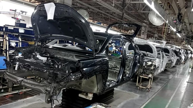 PMI Manufaktur RI Kontraksi, Malaysia Kokoh di 51,6, Tekanan Perang Mulai Terasa