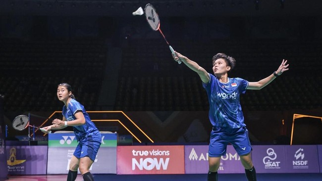 Ganda putri Indonesia, Tiwi/Fadia, lolos ke final Thailand Masters 2026 setelah mengalahkan pasangan Jepang. Mereka akui bermain terburu-buru di semifinal.