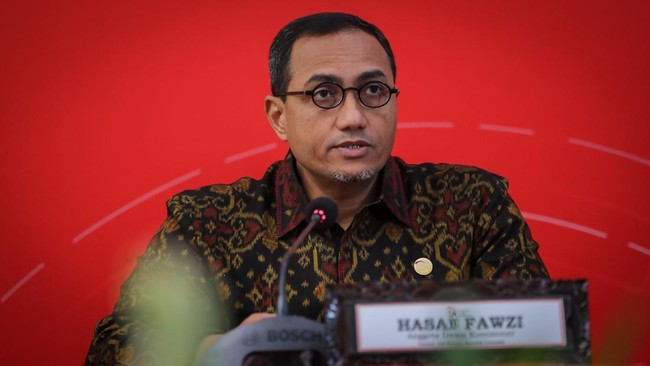 Pejabat OJK dan BEI mengundurkan diri berama-ramai pada Jumat (30/1), imbas Indeks Harga Saham Gabungan (IHSG) anjlok selama dua hari beruntun.