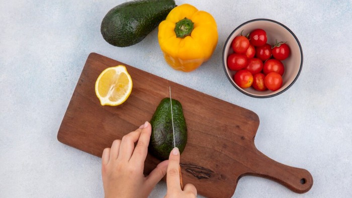 Plastik vs Kayu, Mana Bahan Talenan yang Paling Aman Digunakan Menurut Ahli?