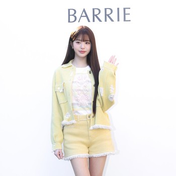 Intip Gaya Kasual & Manis Wonyoung IVE Rayakan Peluncuran Koleksi BARRIE Spring-Summer 2026