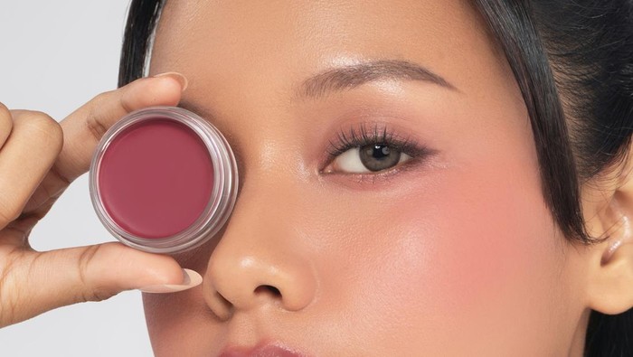 Studio Tropik Luncurkan Blushing Artist Pot, Multi-Use Balm Hybrid dengan Kandungan Sea Butter-Vitamin E