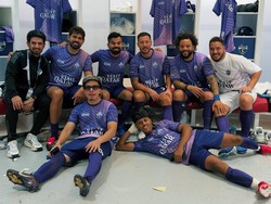 Satu-satunya Perwakilan Indonesia, 7 Foto Atta Tanding Bola di Qatar Bareng Eden Hazard