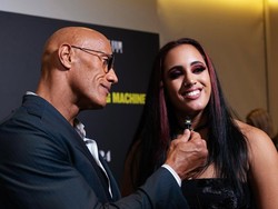 Simone Johnson Putri The Rock Pensiun dari Dunia Gulat di Usia 24 Tahun