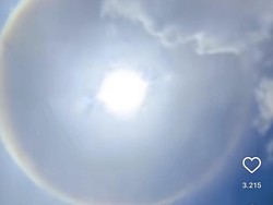 Fenomena Halo Matahari Muncul di Langit Ungasan Bali