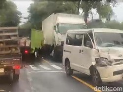 Truk Oleng Tabrak 3 Kendaraan di Sempidi Badung, 2 Orang Luka