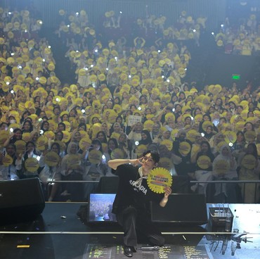 Chen Sukses Gelar Konser di Jakarta, Janji ke Penggemar Bakal Datang Lagi