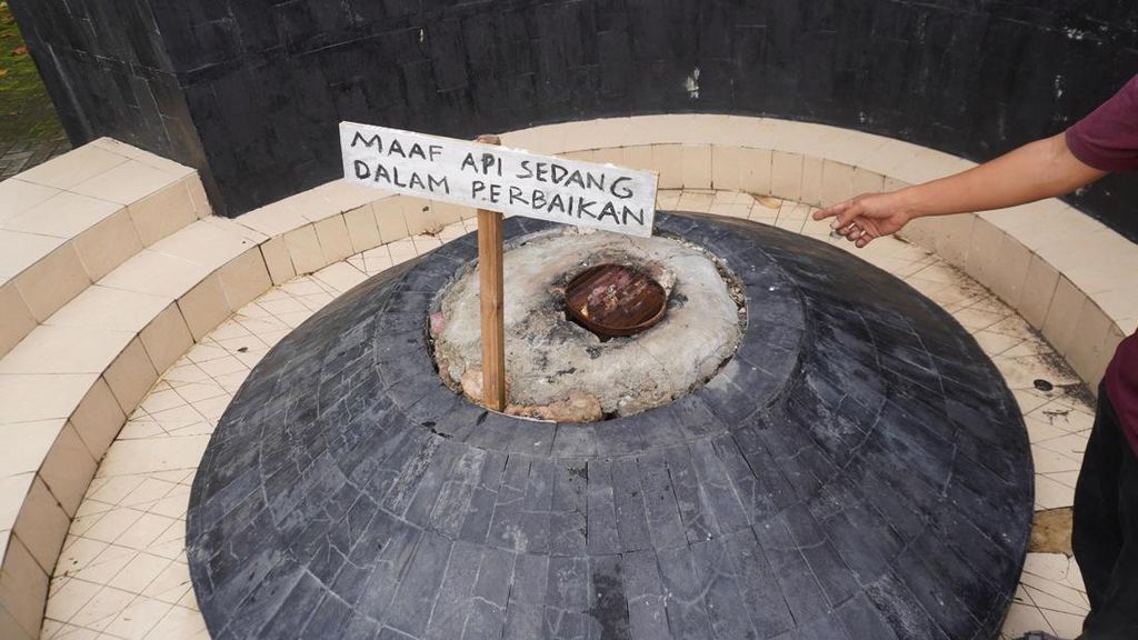 Tiket Masuk Api Abadi Mrapen Kini Gratis Karena Apinya Padam