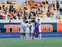 PSIM Takluk dari Borneo FC, Van Gastel Tetap Puas dengan Performa Tim