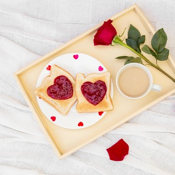 5 Makanan Ini Sering Dianggap sebagai Simbol Cinta, Sudah Tahu Belum?