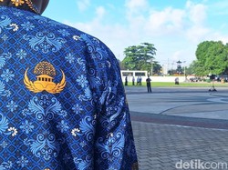 Transfer Pusat Kurang, TPG 2025 Ribuan Guru di Mataram Macet