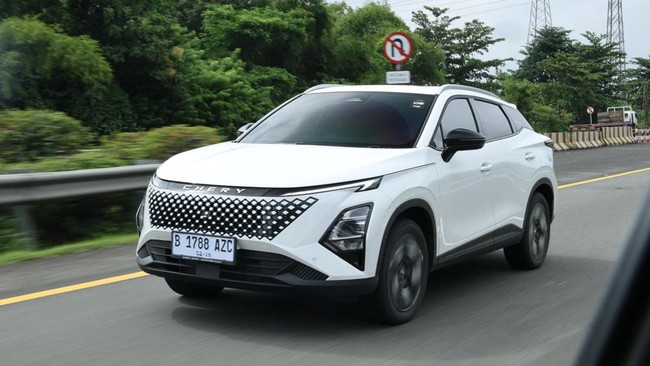 Chery C5 CSH merupakan compact SUV yang akan bersaing dengan Toyota Yaris Cross Hybrid dan Honda HR-V Hybrid. Chery C5 CSH akan diluncurkan di IIMS 2026.