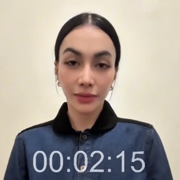 Akhirnya Muncul ke Publik, Denada Mengaku Merasa Bersalah Kepada Ressa