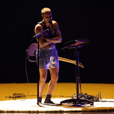 Kembali Setelah 4 Tahun, Penampilan Justin Bieber di Grammy 2026 Bikin Heboh