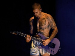 Lirik Lagu Catching Feelings - Justin Bieber