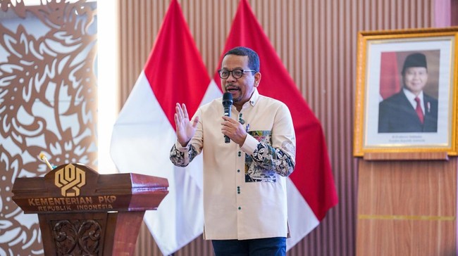 Kepala Staf Kepresidenan Muhammad Qodari apresiasi Kementerian PKP atas capaian pembangunan perumahan yang melampaui target RPJMN 2025-2029.
