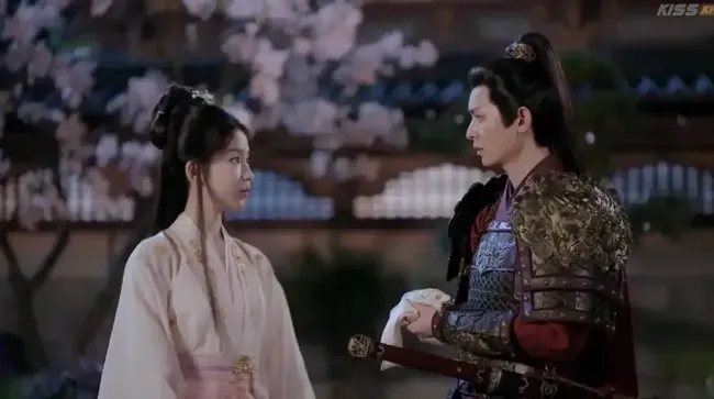 Drama China Love and Crown Alami Penurunan Rating yang Signifikan, Penyebabnya...