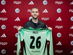 Resmi! Maarten Paes Gabung Ajax Amsterdam