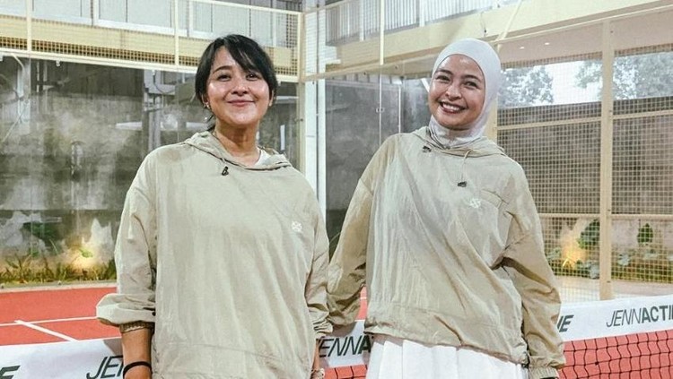 Momen Lucu Chua dan Tantri Kotak Beli Cilok usai Manggung di Solo