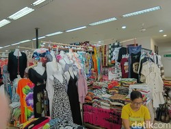 Pedagang Pasar Seni Sukawati Keluhkan Sepinya Pengunjung