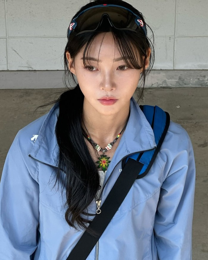 Progam realitas kencan 'Single's Inferno 5' sedang ramai dibicarakan publik sejak penayangan minggu pertamanya pada (20/1/2026), termasuk salah satu kontestannya yakni Kim Min Gee yang berhasil menerima banyak cinta./ Foto: instagram.com/arb0r_day