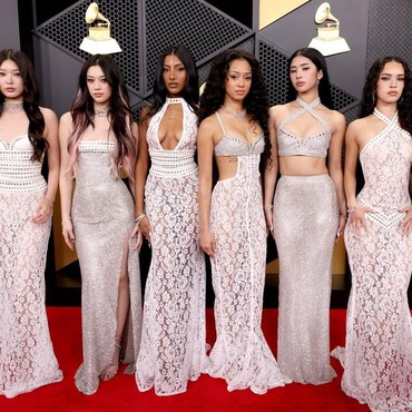 8 Penampilan Artis Perempuan dengan Busana Terbaik di Red Carpet Grammy 2026