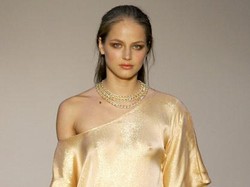 Model Rusia Ini Muncul di Dokumen Epstein, Hidupnya Berakhir dengan Pilu