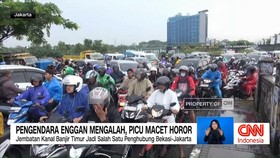 VIDEO: Pengendara Enggan Mengalah, Picu Macet Horor