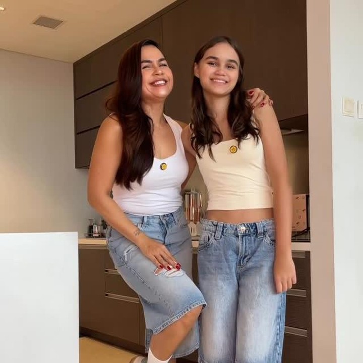 <p>Putri Melaney Ricardo dan Tyson James Lynch, Chloe Valentine Lynch semakin hari kian mencuri perhatian. Chloe diketahui baru saja bertambah usia yang ke-14 tahun pada 2 Februari, Bunda. (Foto: Instagram @melaney_ricardo)</p>