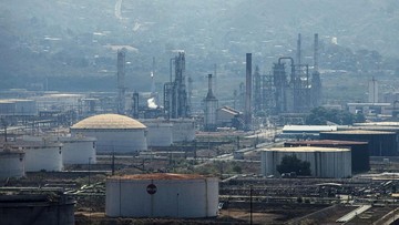 Harga Minyak Naik 2,7 Persen ke US$97 Meski AS-Iran Gencatan Senjata