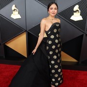 Go International! Tenun Garut Eksis di Red Carpet Grammy Awards 2026