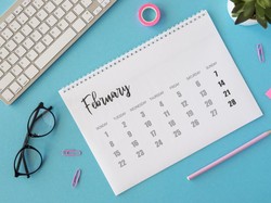 Kalender Februari 2026 dengan Tanggal Merah dan Hari Besar