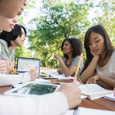 Siap Ikut SNPMB 2026, Ini 10 Jurusan di UGM yang Sepi Peminat tapi Peluang Besar