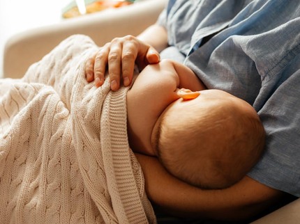 Studi: Menyusui Minimal 4 Bulan, Kunci Lindungi Anak dari Risiko Asma