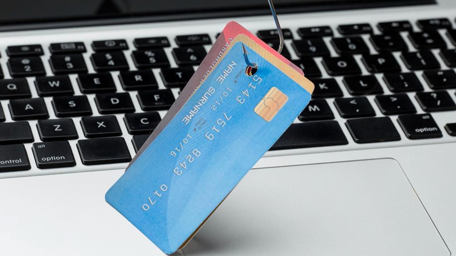 Ilustrasi penipuan&comma; phishing&comma; penipuan kartu kredit