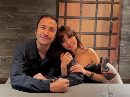 5 Momen Kebersamaan Marcello Tahitoe Bareng Dua Anak Perempuan & Istri Tercinta