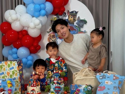 Na Daehoon Tulis Pesan Manis di Hari Ultah Anak, Intip 5 Potret Perayaannya