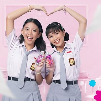 5 Parfum Favorit Remaja Era 2000-an, Wangi Ikonis yang Tak Terlupakan!