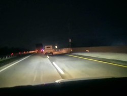 Bak Film, Aksi Kejar-kejaran Polisi dan Pencuri Pikap di Tol Probolinggo