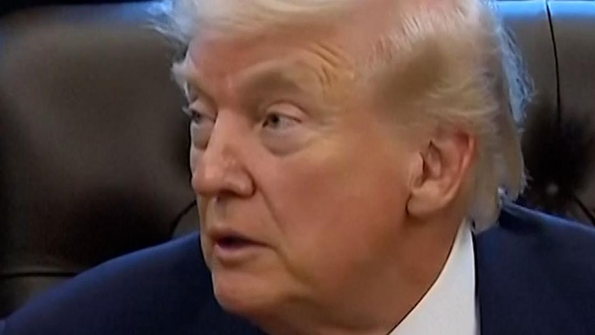 Momen Trump Melunak Dan Mulai Ajak Iran Berunding