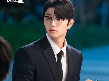 5 Potret Aktor Tampan Korea Kim Jae Won, Pemeran Suami Kim Go Eun di 'Yumi's Cells 3'