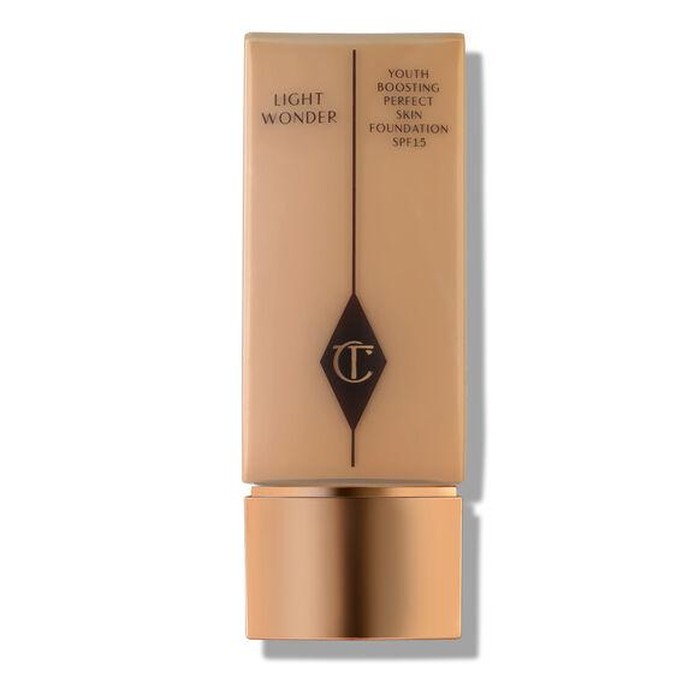 Charlotte Tilbury Light Wonder Foundation