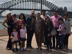 Terungkap, Ini 7 Foto Lawas Kebersamaan Denada & Ressa Sempat Liburan Bareng ke Australia