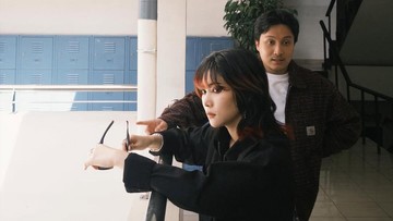 Update Informasi Selebriti InsertLive : Respons Suami Isyana Sarasvati usai Konsep Musik Sang Istri Jadi Sorotan