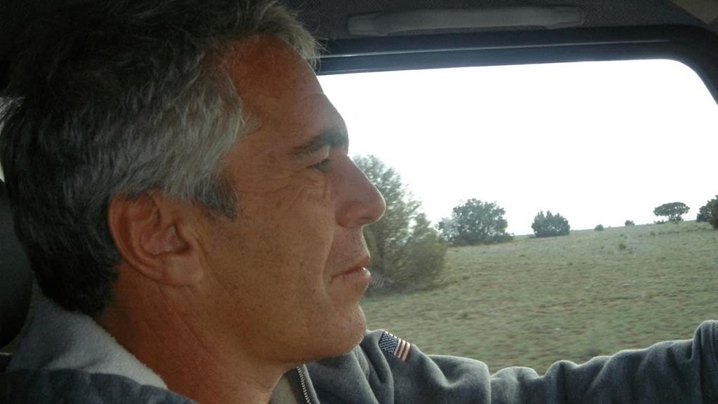 File Epstein: Pertukaran Email Dengan Rothschild, Bawa-bawa Hitler