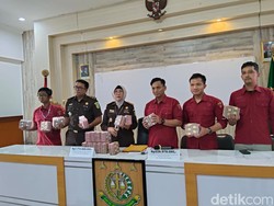 Duit Korupsi Alkes-PUD Karanganyar Rp 1,9 M Dikembalikan ke Negara