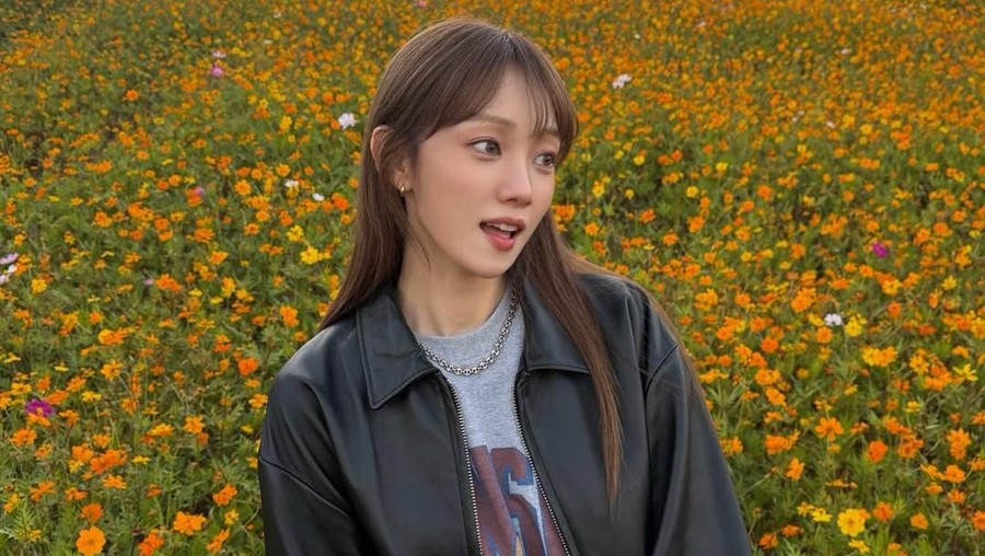 Lee Sung Kyung Dapat Tawaran Bintangi Drama Misteri 'Swan Laundry'